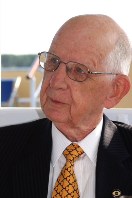 Obituary of Phillip R. Swartz