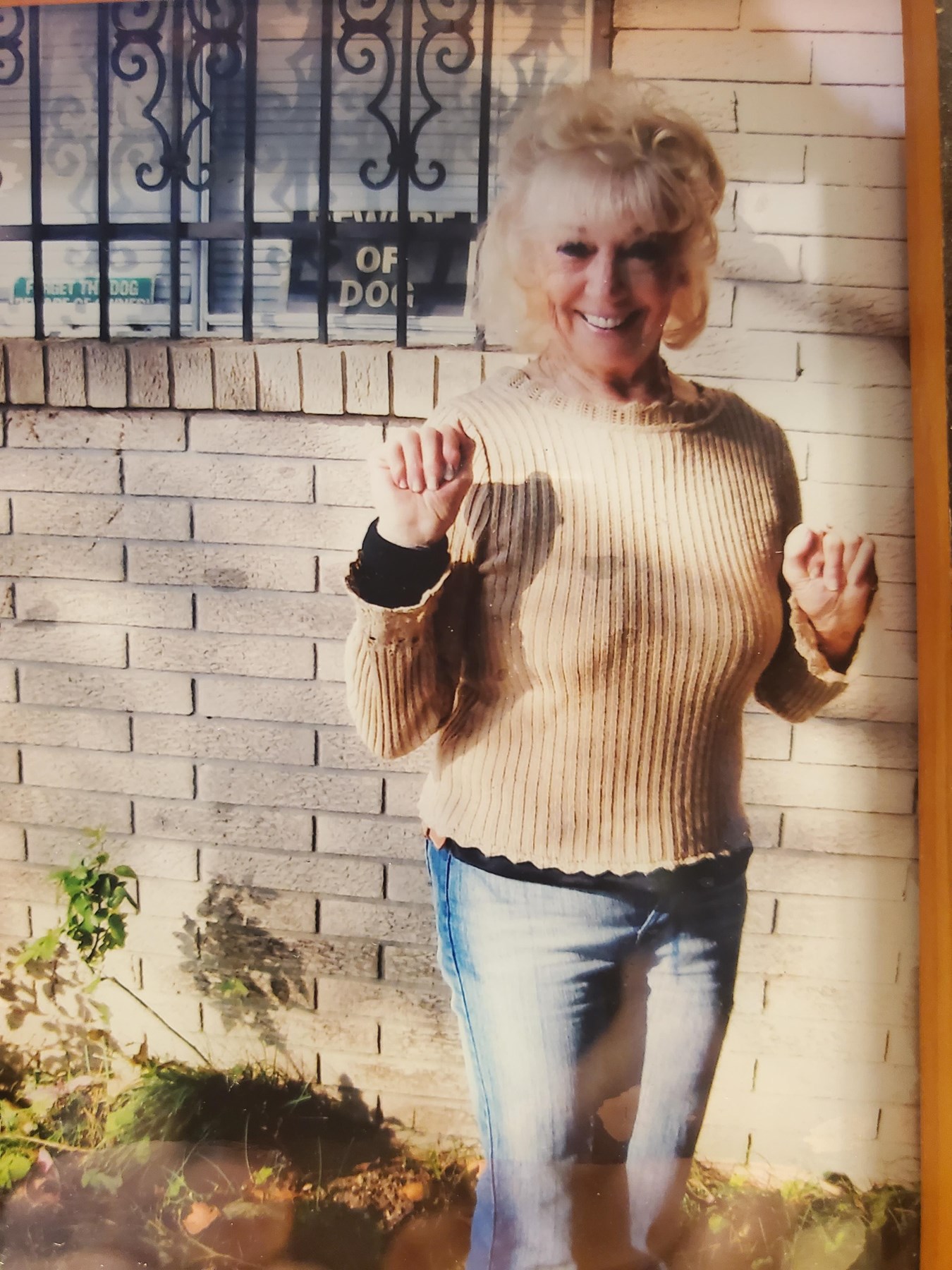 Obituary of Helen Bowlin