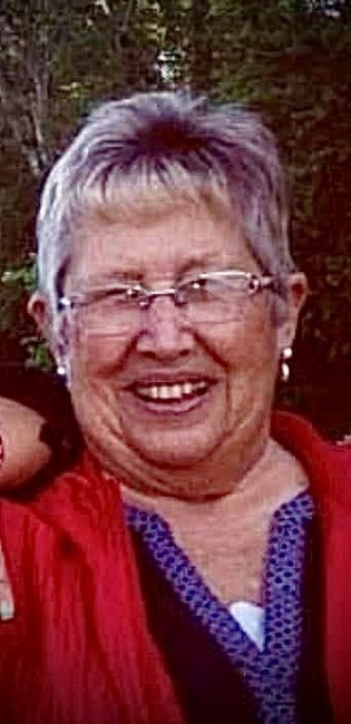 Avis de décès de Maxine D Jones