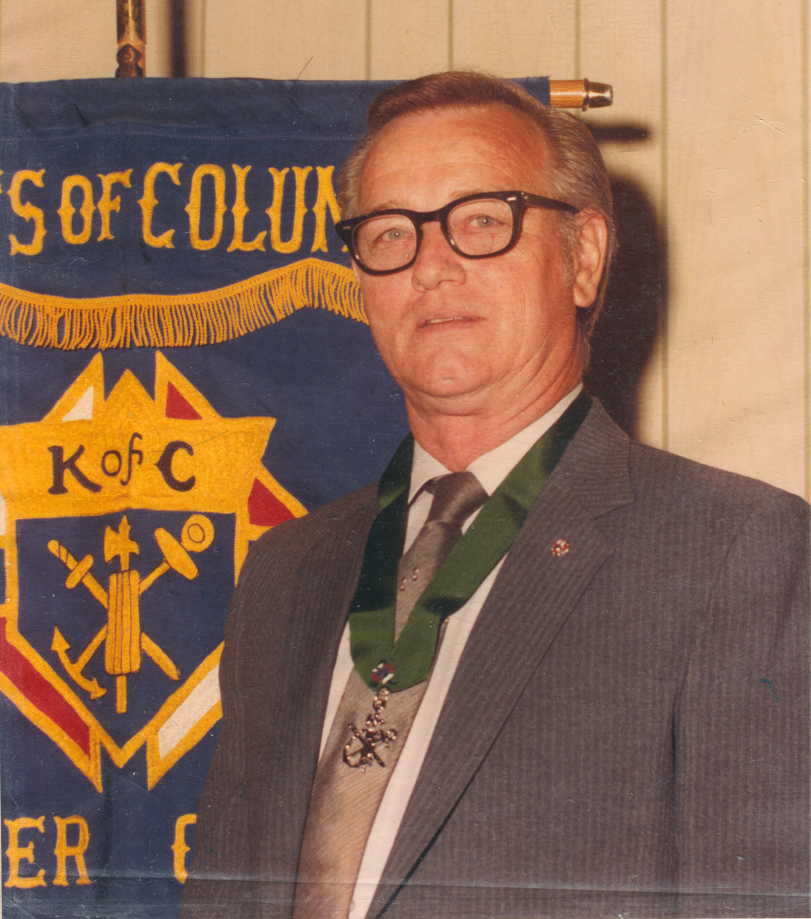 Obituary of Arthur J. "Whitey" Mathews, Jr.