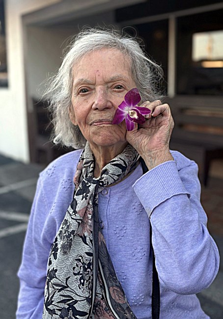 Obituary of Maria Diaz-Pimienta Suarez
