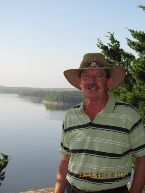 Obituary of Robert Courtney Lutz