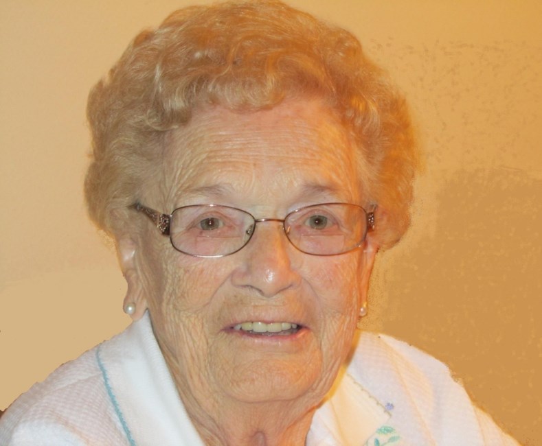 Obituario de Betty J. Hoffman