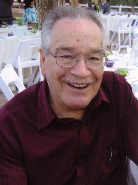 Obituario de Frank E. Chinoski