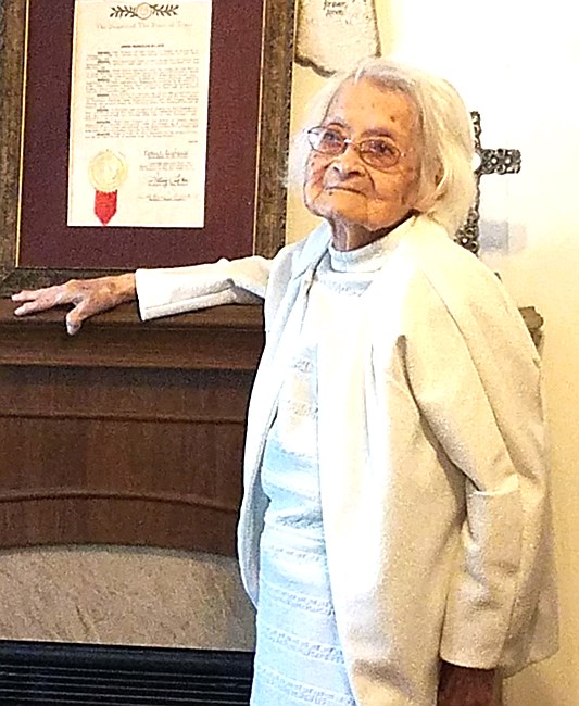 Obituary of Elma R. Perez