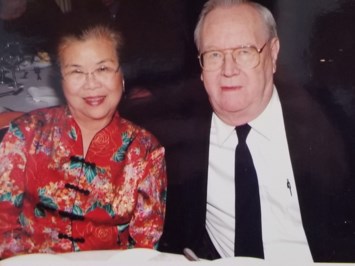 Obituary of Paul & Chin-Tzu Oeltjenbruns