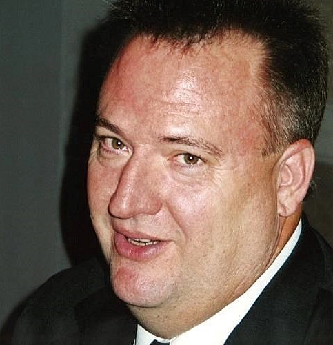 Obituary of Michael Howard Whitney