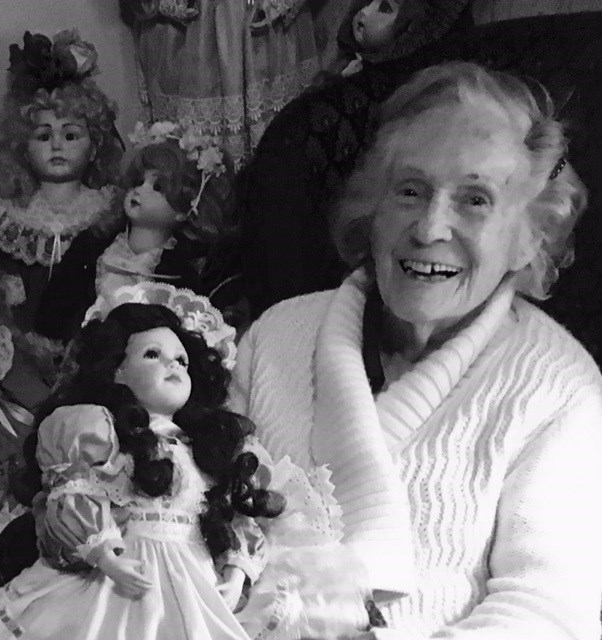 Avis de décès de Evelyn "Bebe" Harden