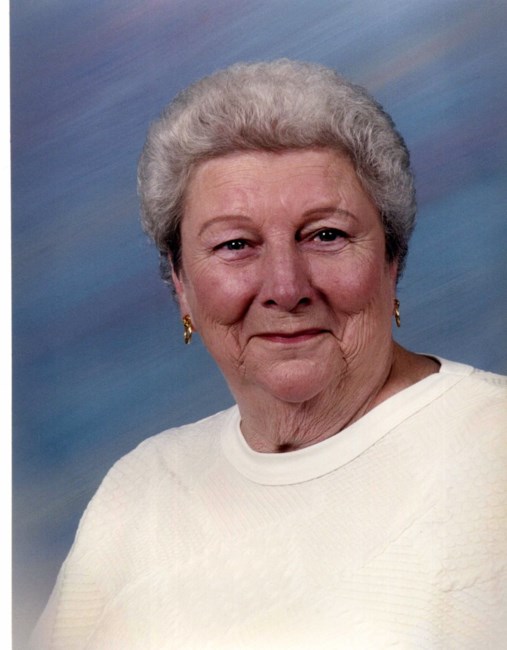 Obituary of Yuteva E Small