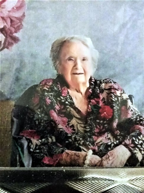 Obituary of Melvah Uecker