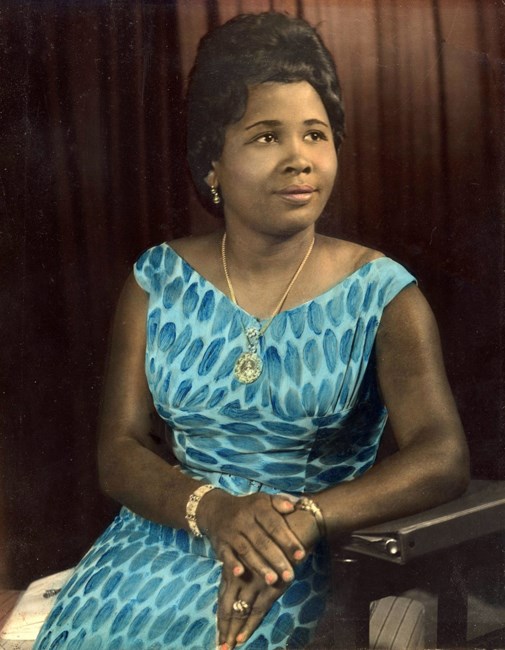 Obituary of Jacqueline Luc Fenestor