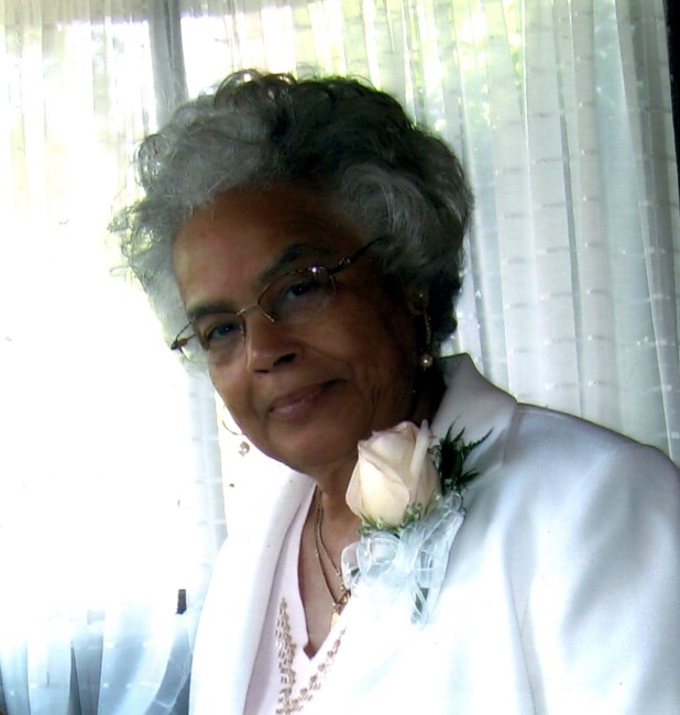 Obituary of Naomi Beshears Fennell