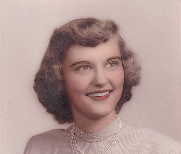 Obituary of Mildred M. McCullough