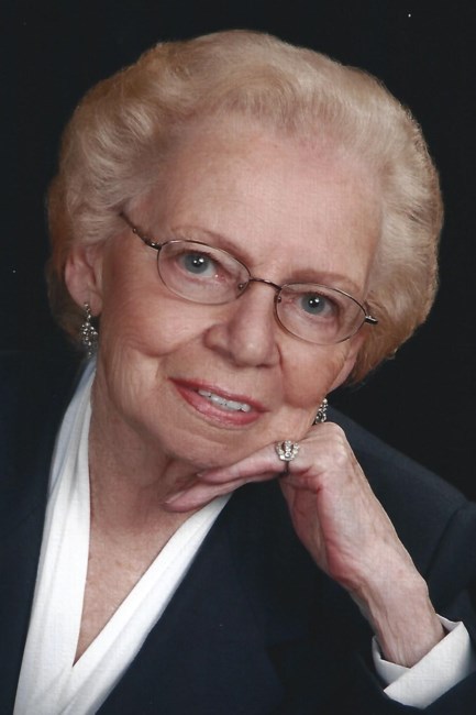 Obituary of Eileen Veronica Moore