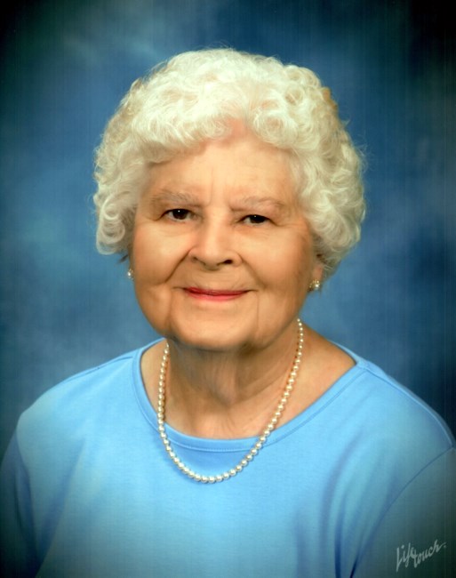 Obituary of Evelyn Charlotte Lewis