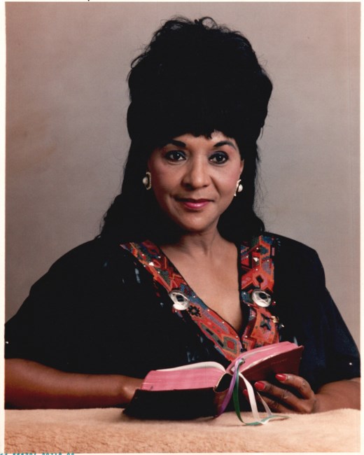 Obituary of Evelyn Alice Mcfarland