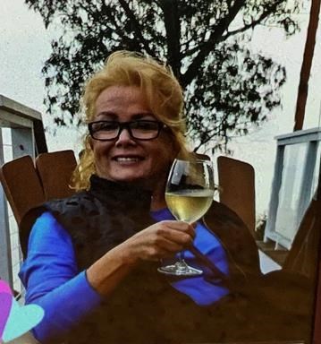 Obituary of Pati Anne Vachon