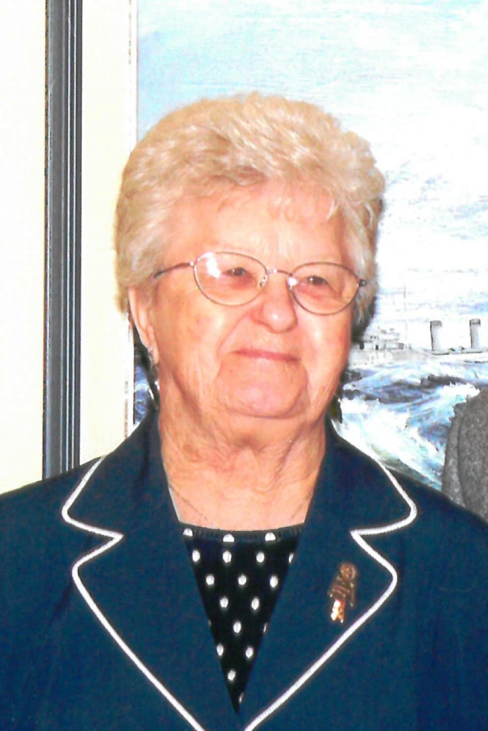 Obituary of Doreen Mary nee Lee, formerly Dunlop Miller