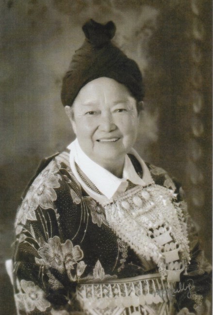 Obituary of Mee Vang Kang