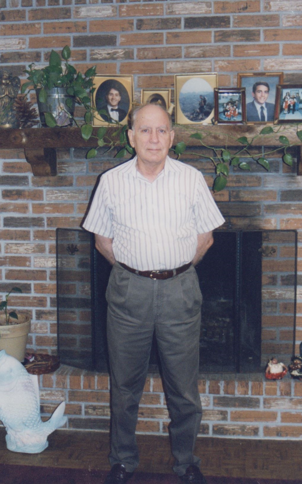 Obituary of Roger N. Hunter