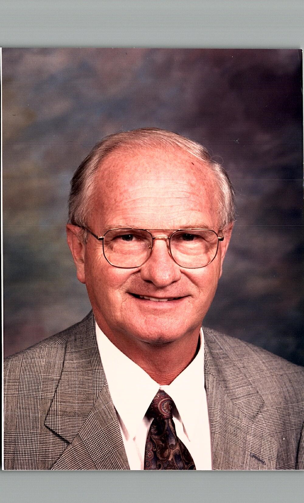 Obituary of Robert Leslie Walker