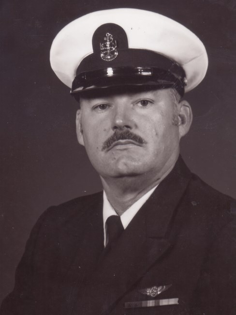 Obituary of Robert "Joe" Tucker