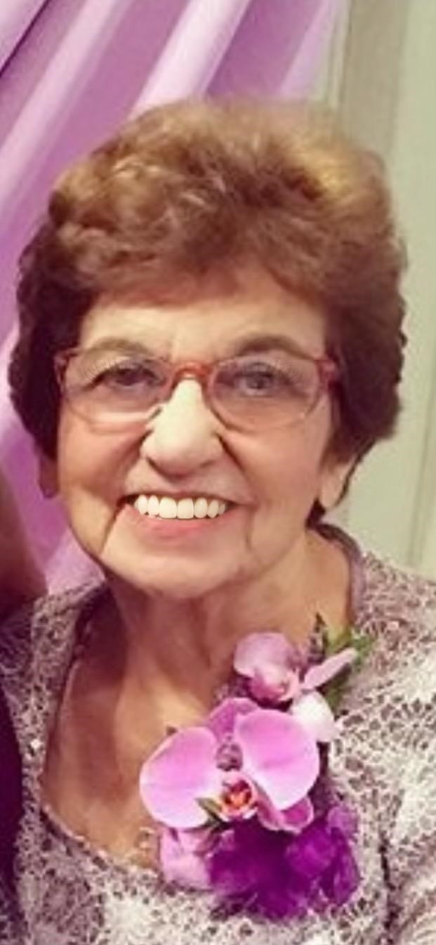 Obituary of Rosa "Zoila" Cruz