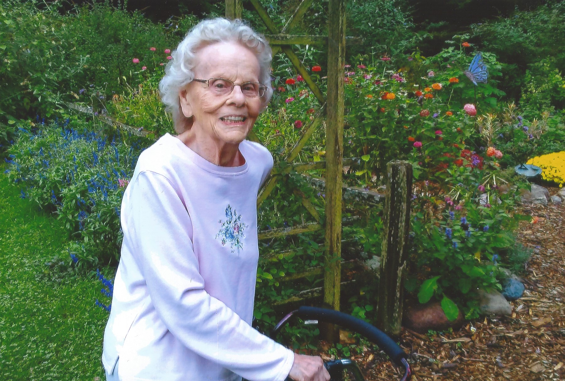 Obituary of Juanita L. Thompson