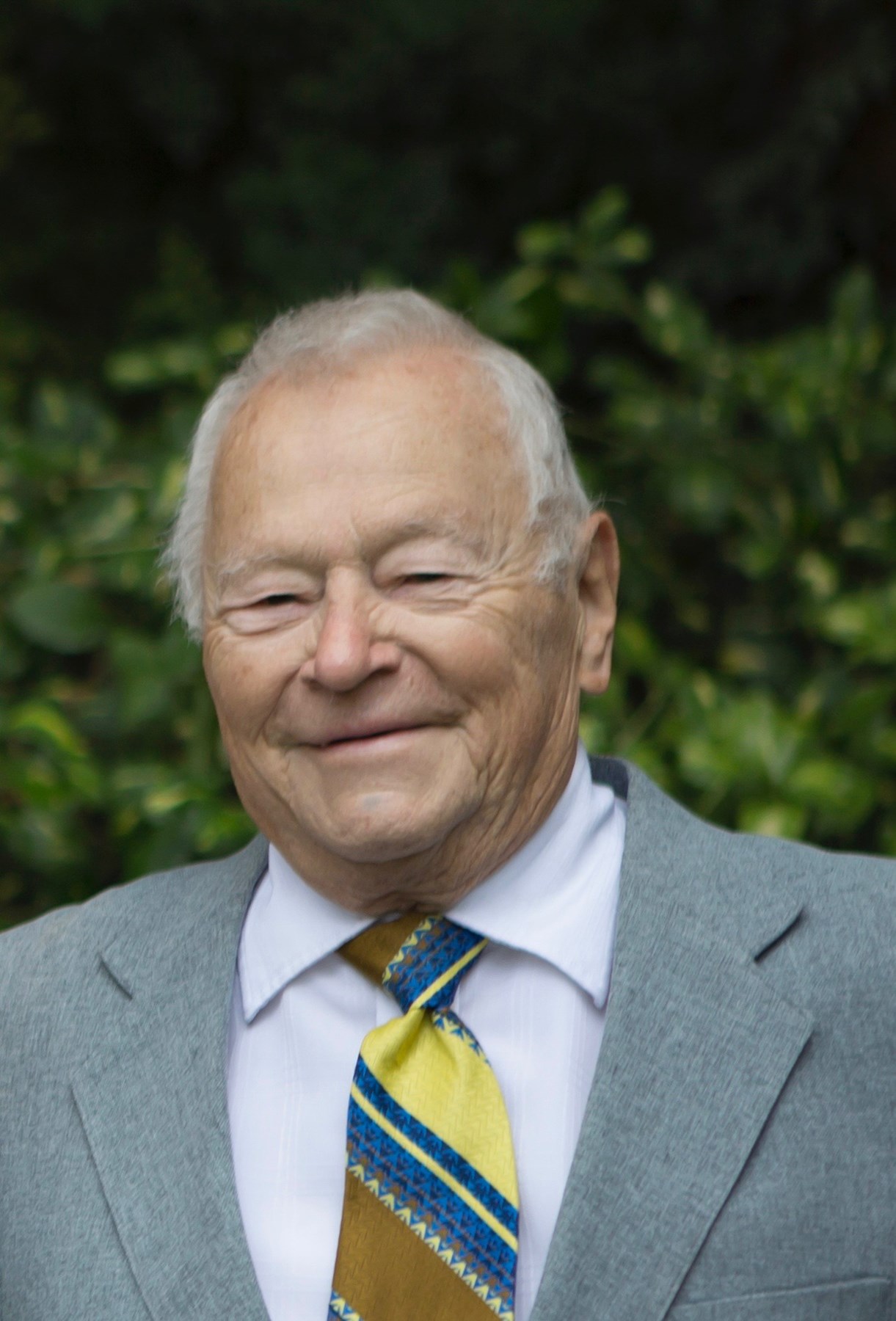 Obituary of Merlyn Gene Hiller