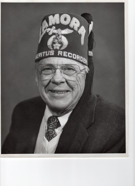 Avis de décès de Elwell O Thomas