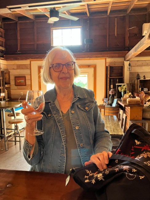 Obituary of Jacqueline Barbara Brajavich