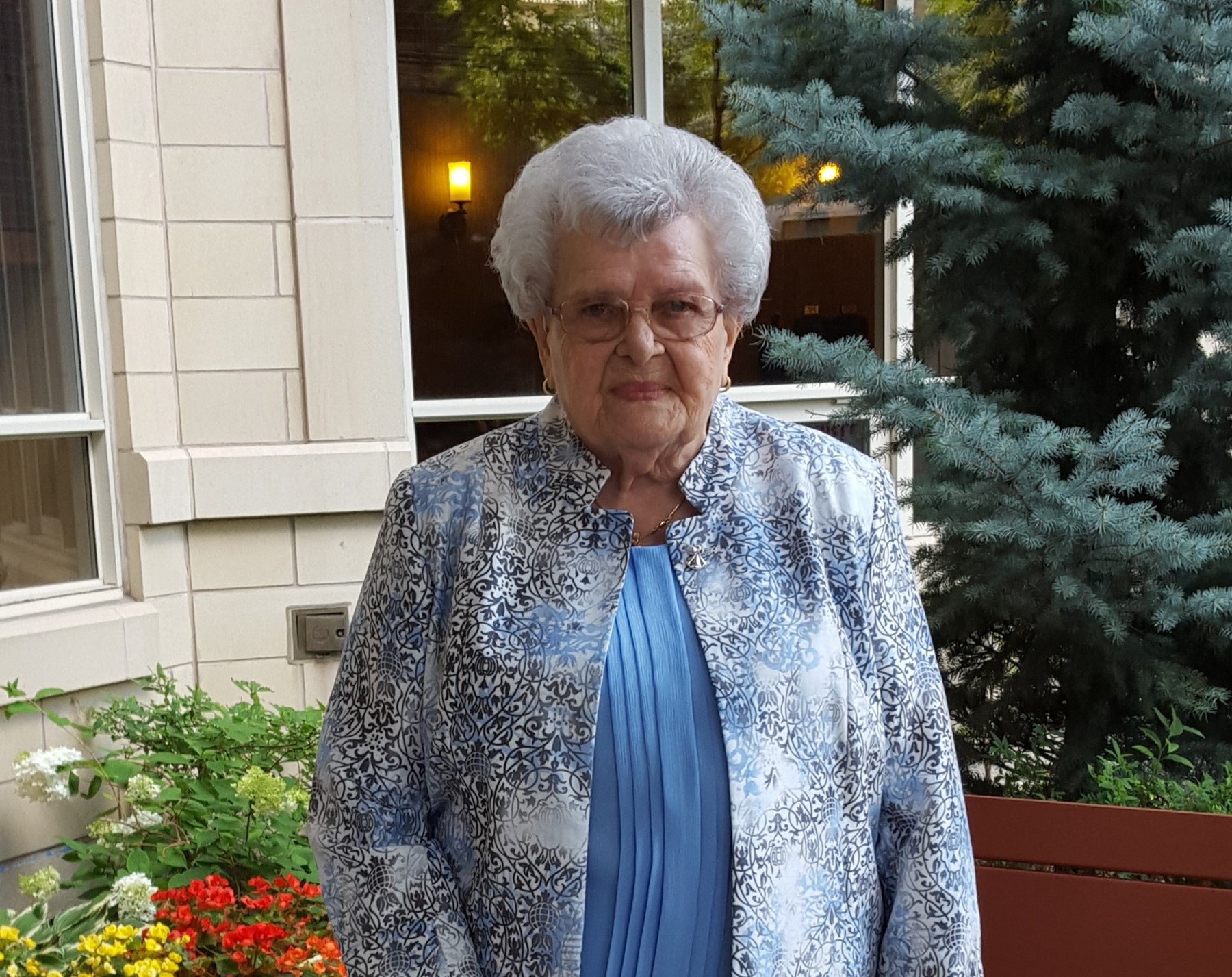 Obituary of Yvette Theriault