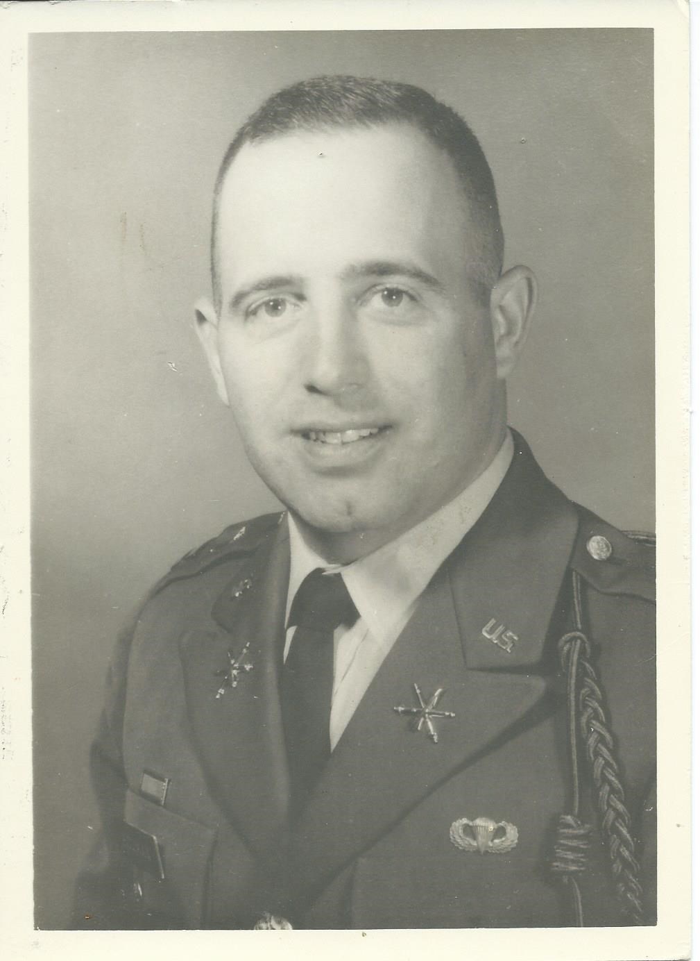 Obituary of LTC (R) Robert Everett Holman Jr.