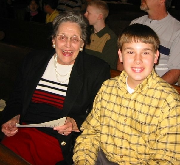 Obituario de Jean McLellan Hollis