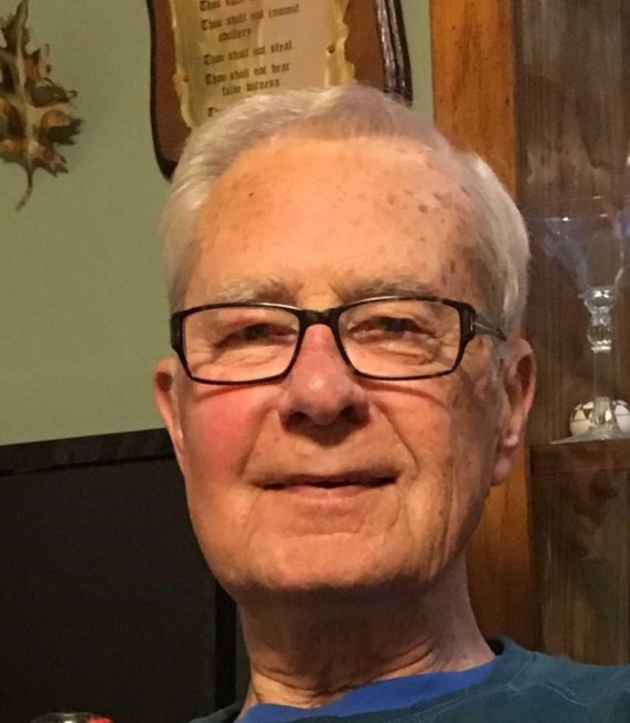 Obituary of Raymond L. Kloos