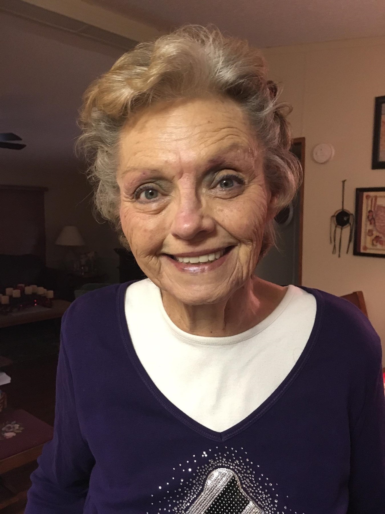 Obituary of Laurel "Beth" Hines Carson Fontana-Lovell