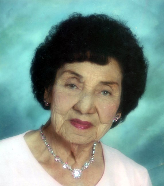 Obituario de Manuela V. Dominguez