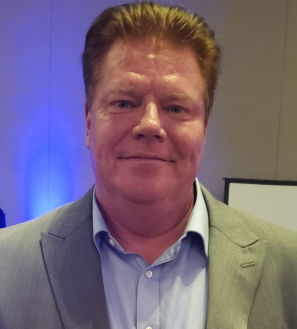 Obituary of Robert Lesley Bowen