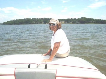 Obituary of Kay Francis Lowden Kamp