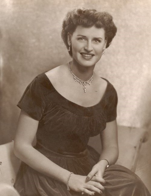 Obituary of Beverly Mae Carson