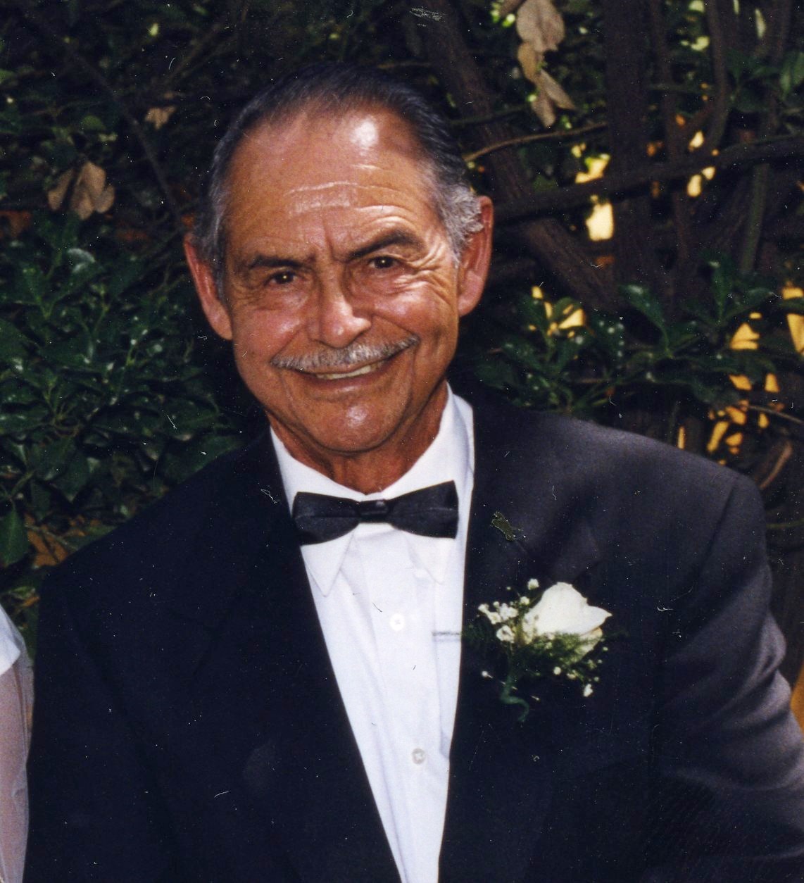 Obituary of Roberto Avalos Sr.