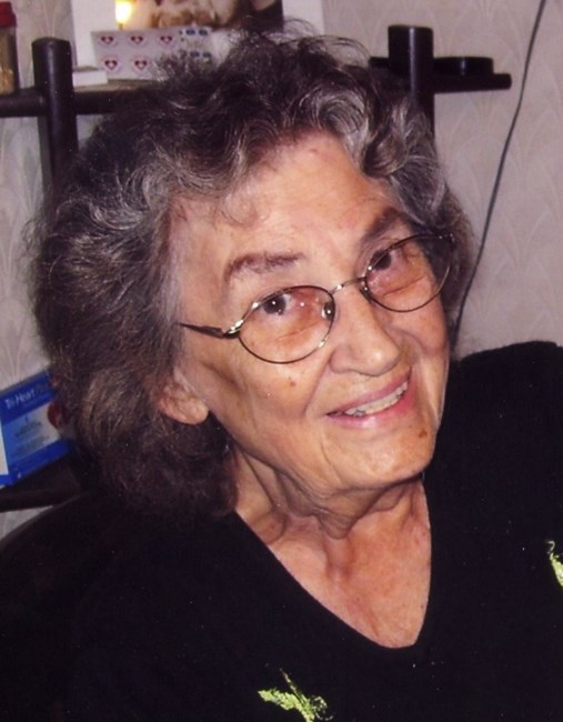 Obituary of Maxine V. Mudrack