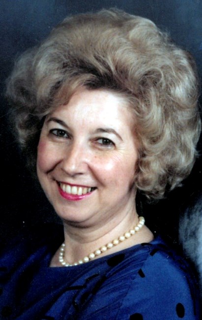 Obituary of Yvonne Edith Hagood