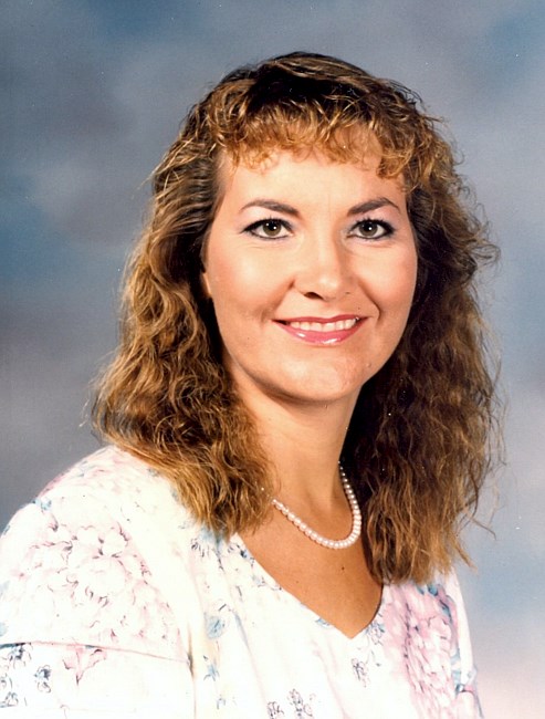 Obituary of Carolyn J. Shimek