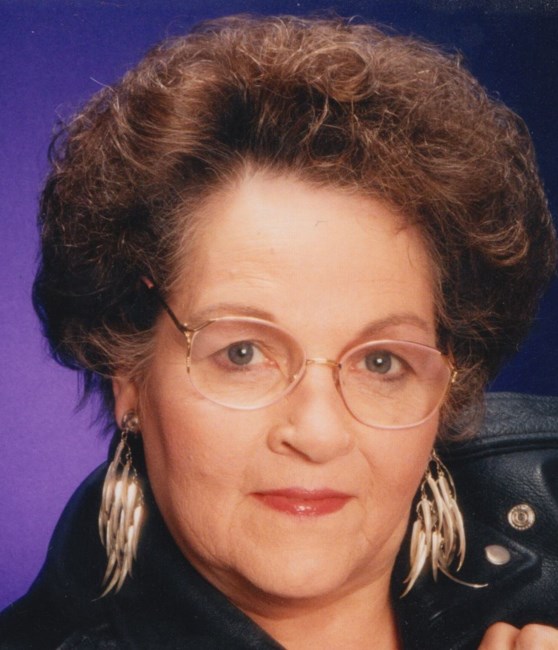 Obituary of Stella Mae Holt