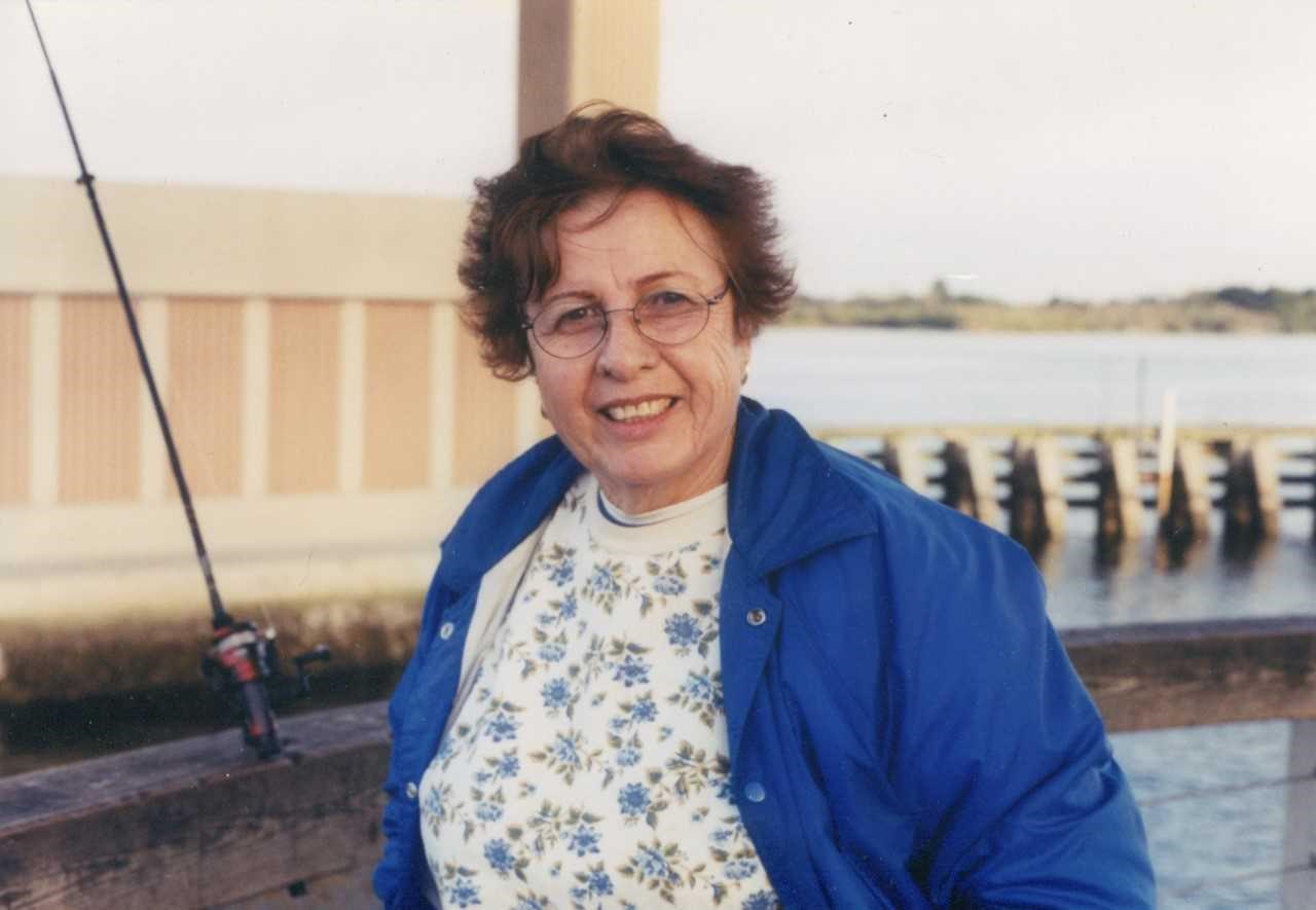 Obituary of Carmen L. Alvarez