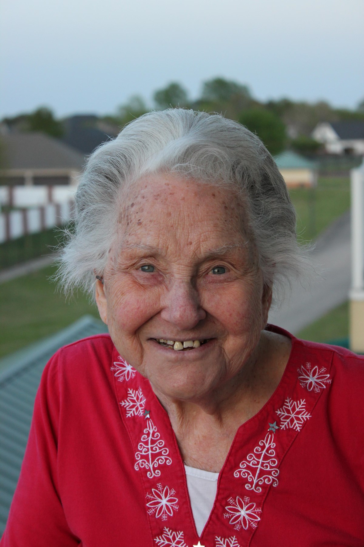 Obituary of Lue Ethel Howell