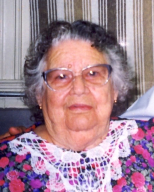 Obituary of Josefina Manzano