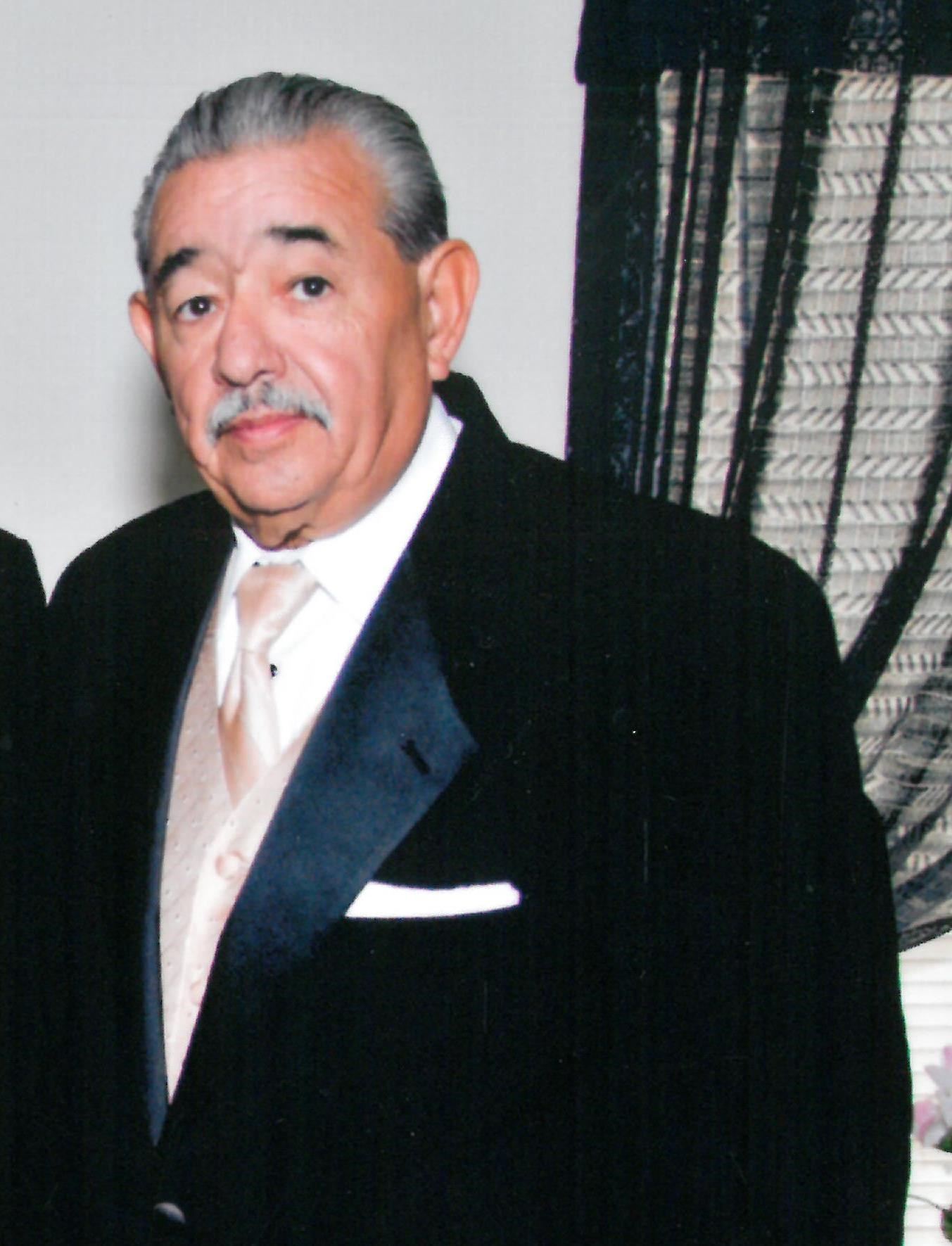 Obituary of Enrique Baeza Flores Jr.