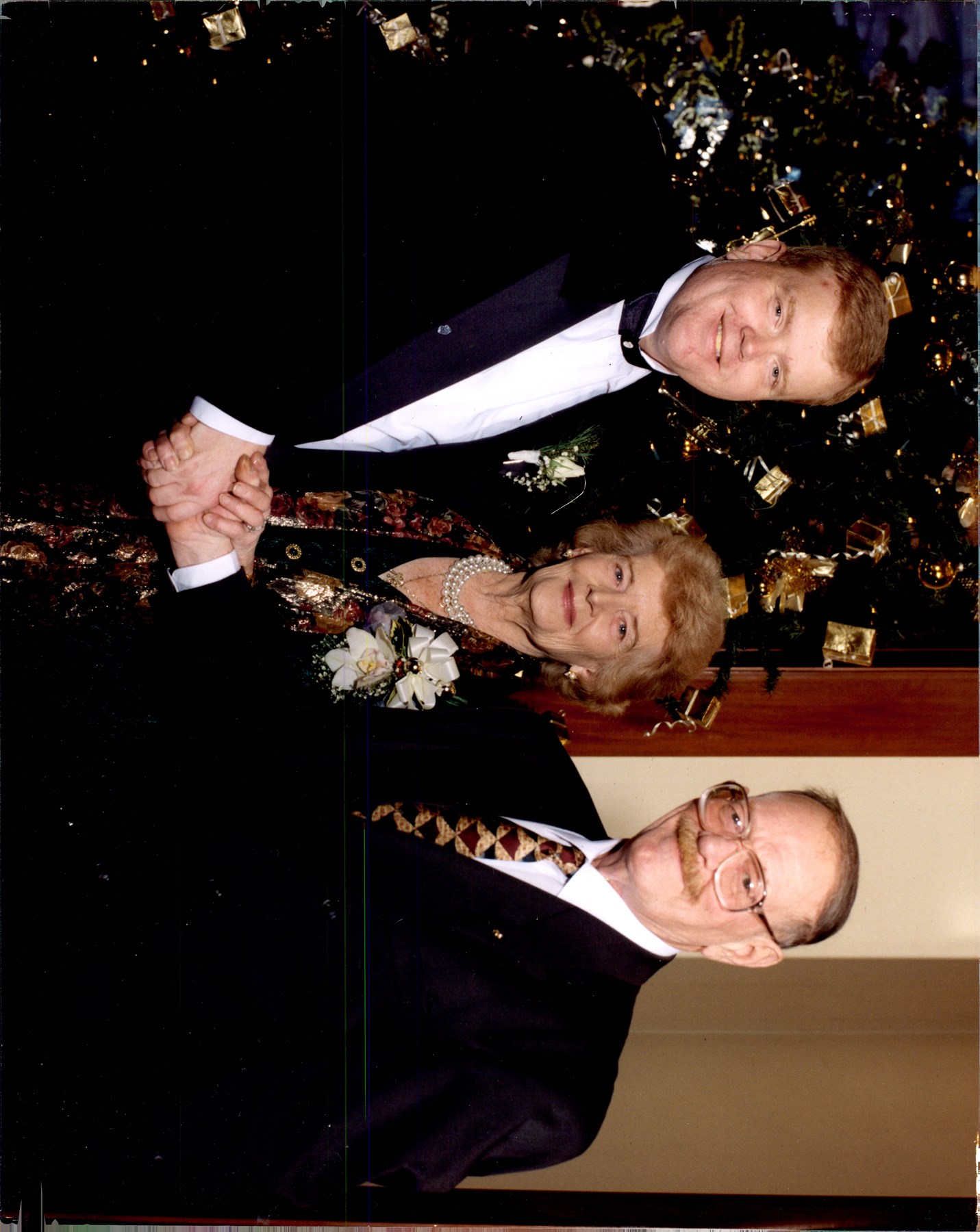 Obituary of Robert Mennona